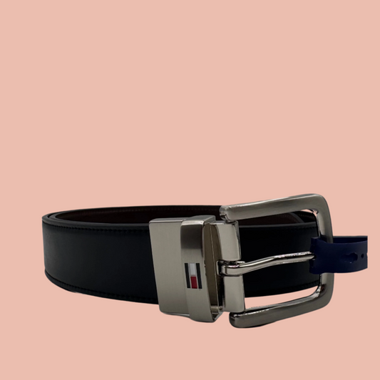 Tommy Hilfiger Men's Belt with Silver Buckle