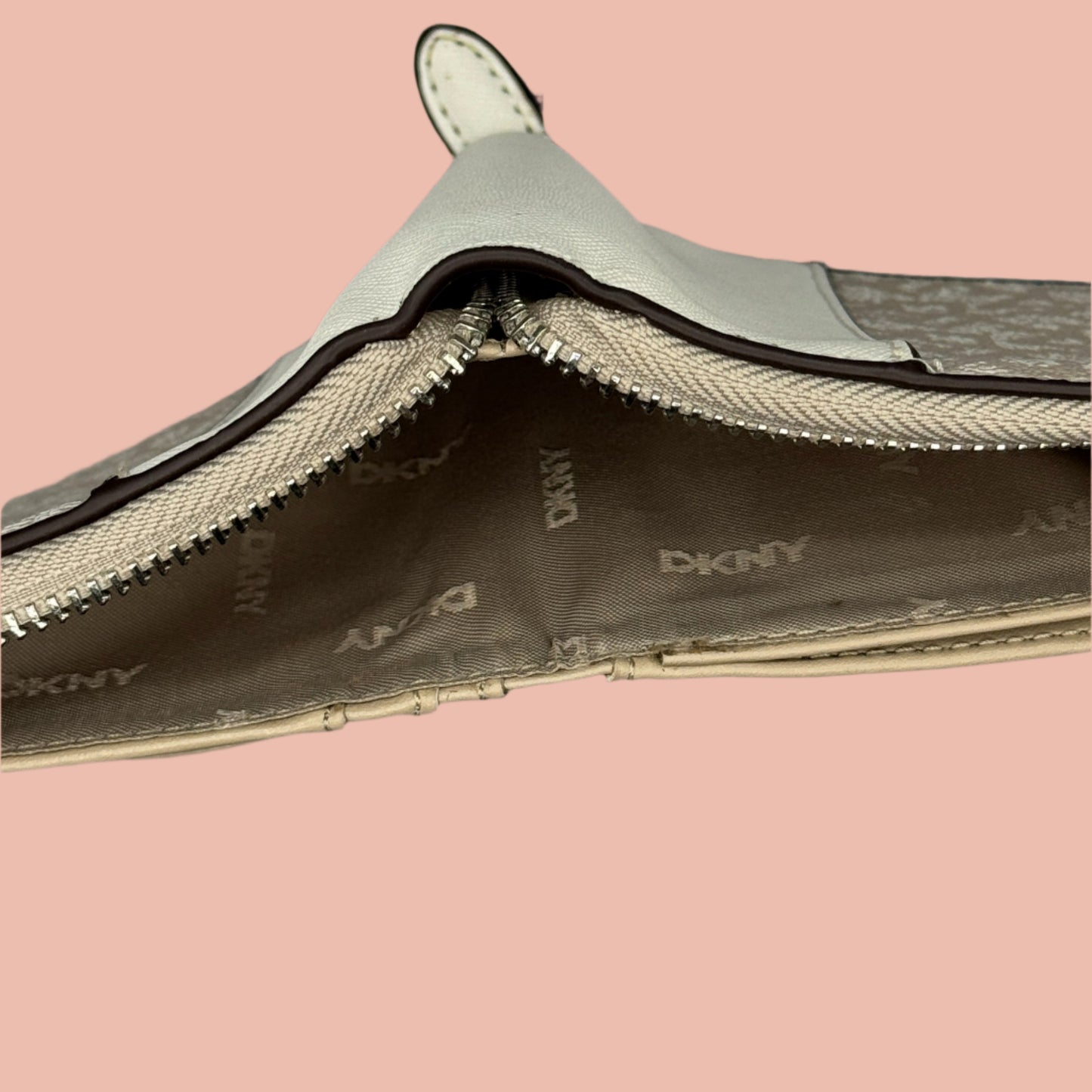 DKNY Wallet Woman