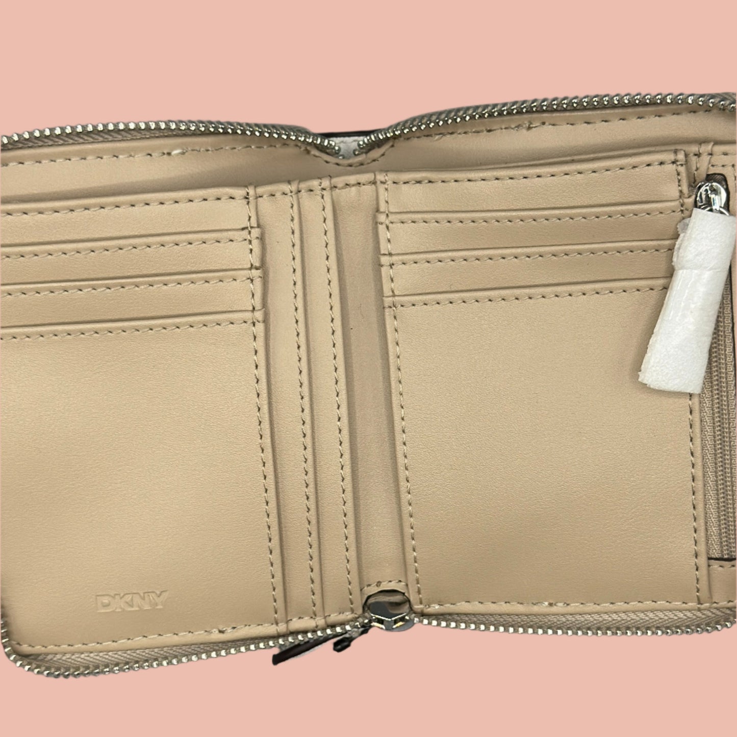 DKNY Wallet Woman