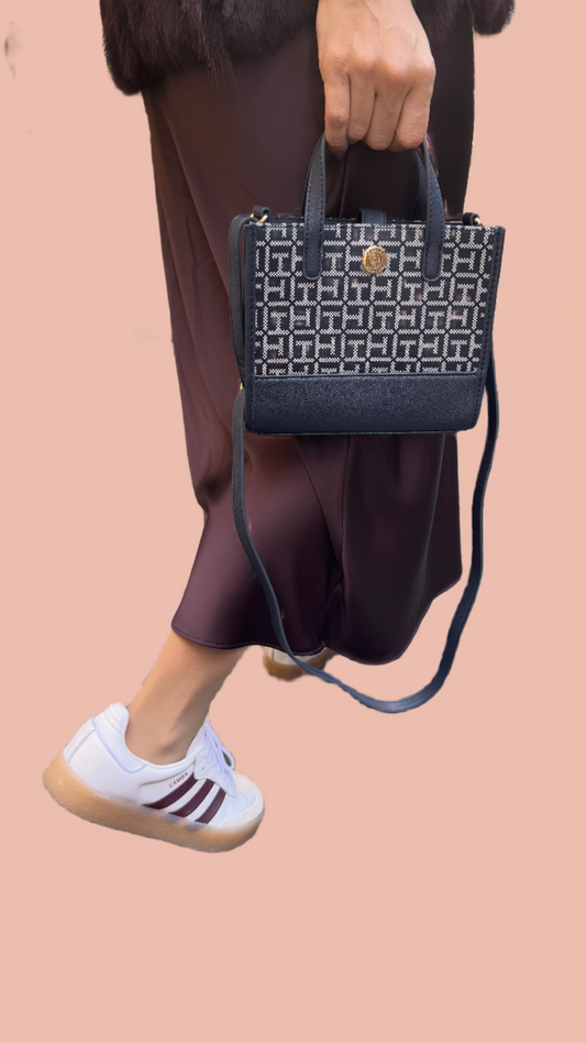 Tommy Hilfiger Logo Tote