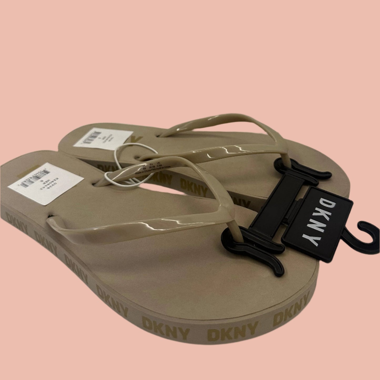 dkny fliplops greige