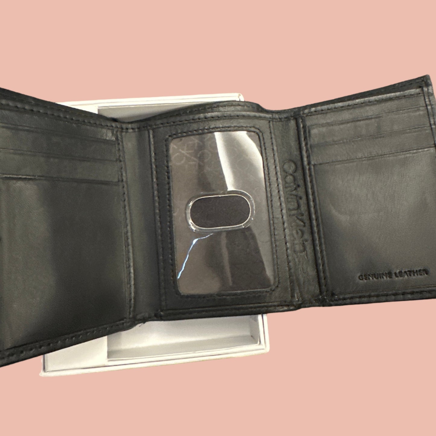 Calvin Klein Men Wallet in Box