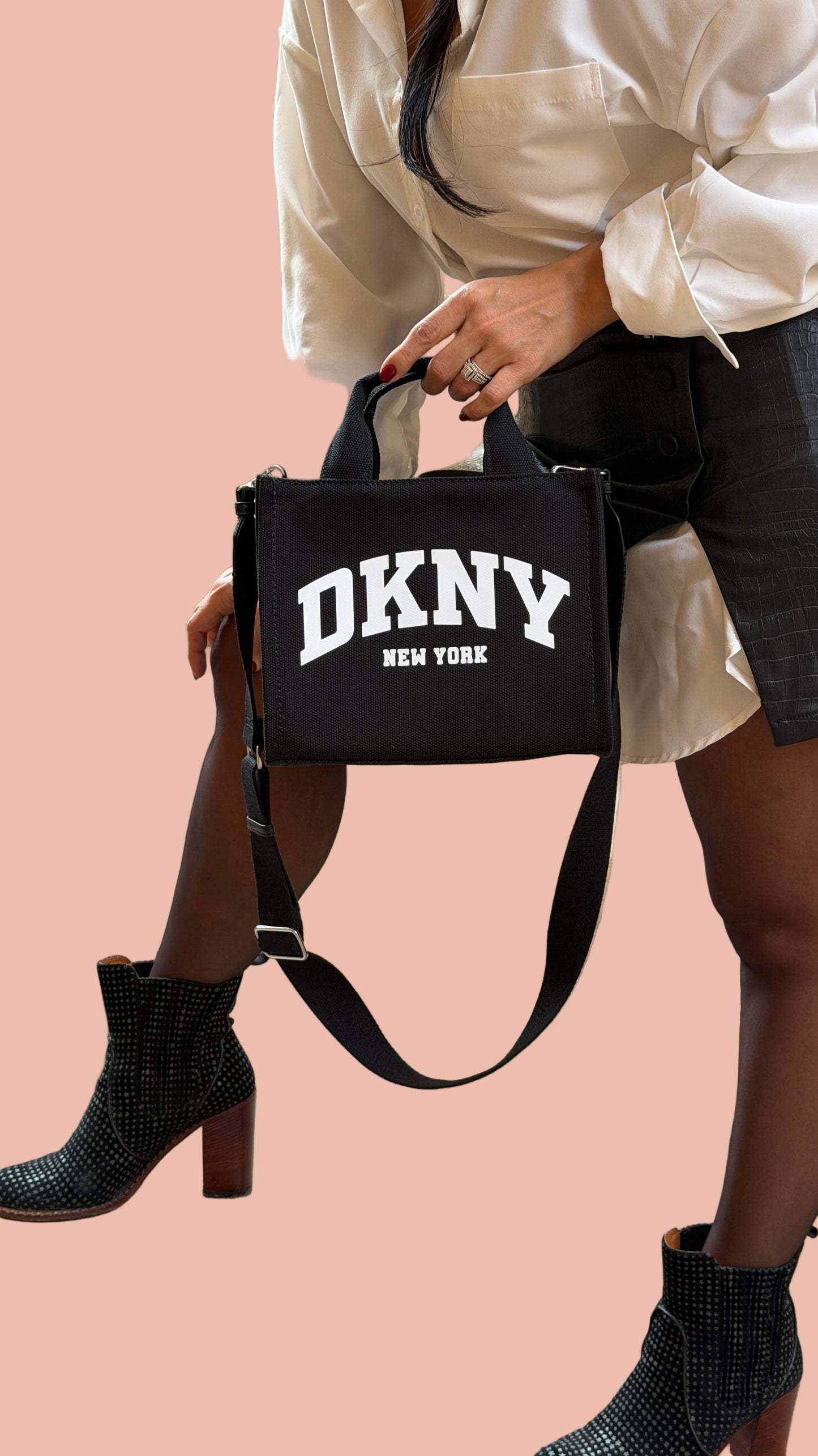 DKNY HADLEE SMALL CANVAS LOGO TOTE