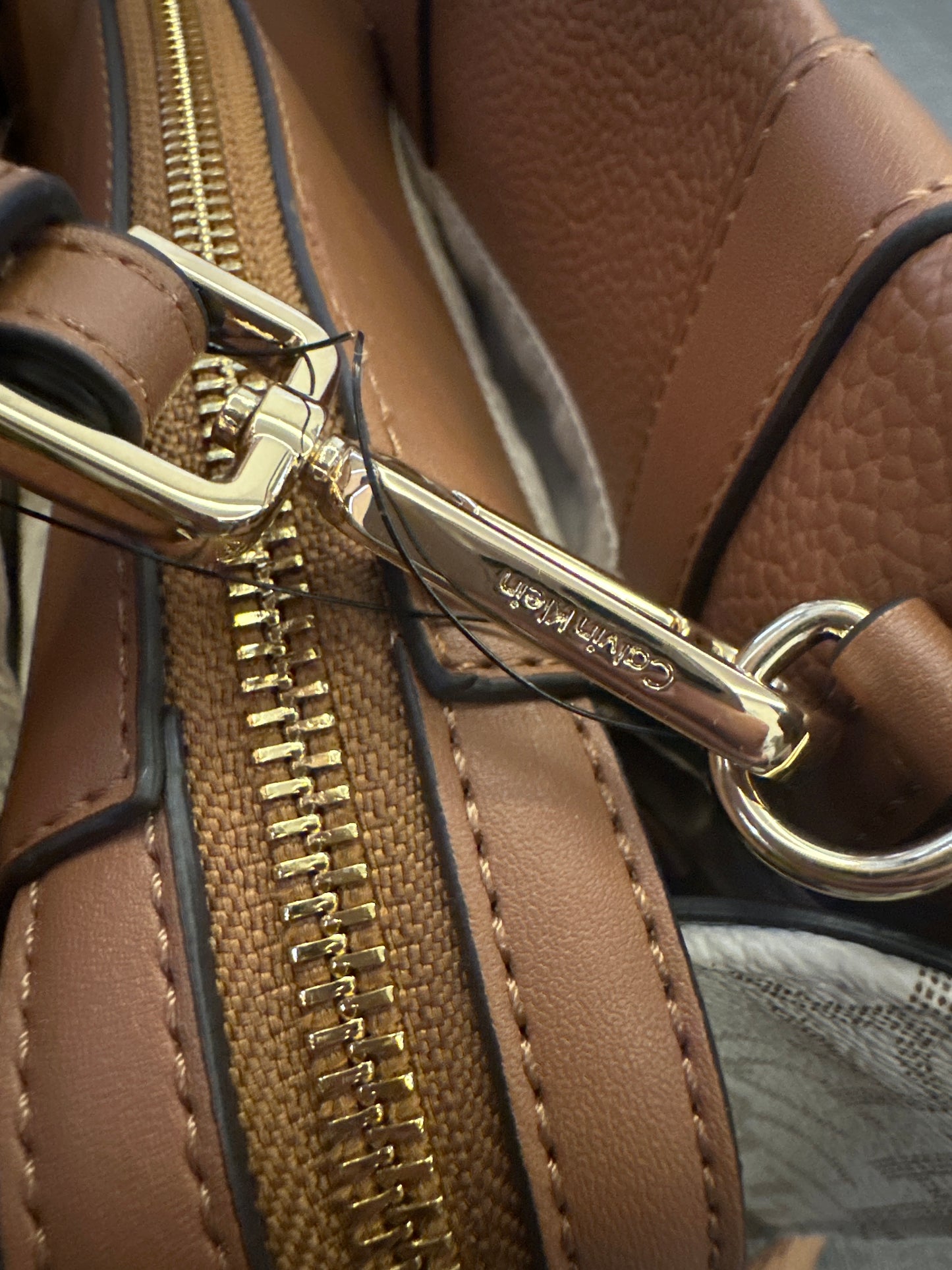 Calvin Klein Tote Crossbody With Detachable Wallet