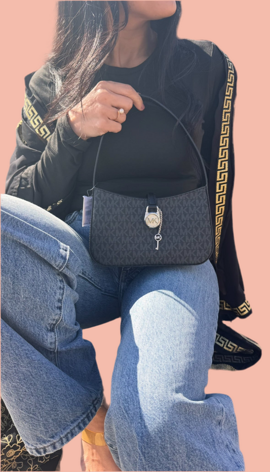 Michael Kors Lyra Small Signature Logo Pochette