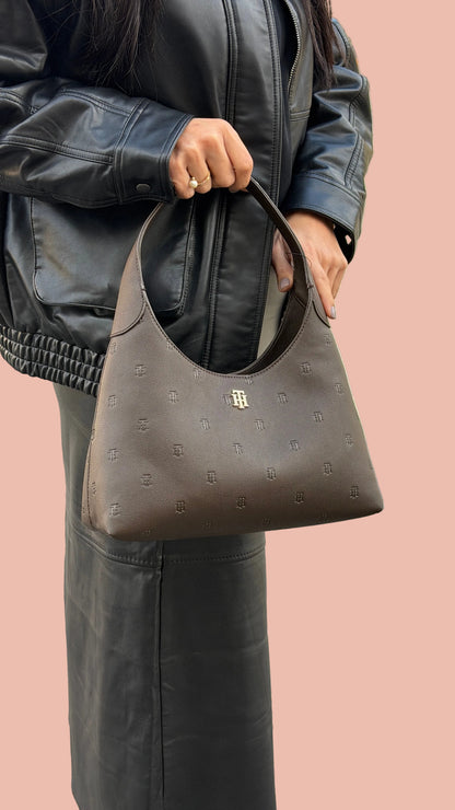 Tommy Hilfiger Logo Shoulder