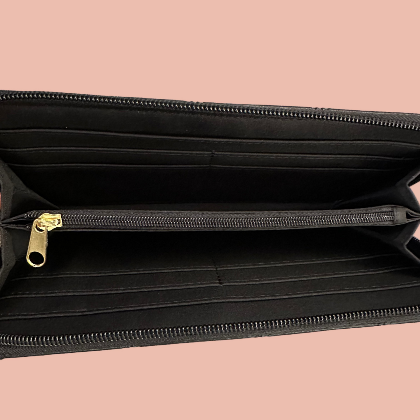 Tommy Hilfiger Logo Zipper Wallet