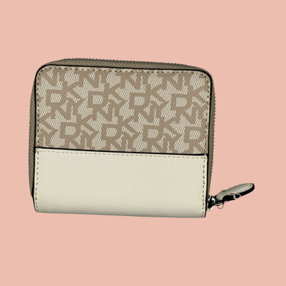 DKNY Wallet Woman